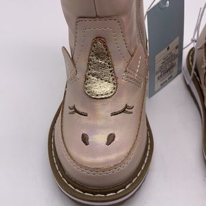 Cat & Jack Toddler Girls' Isla Unicorn Zipper Slip-On Winter Boots Size 6
